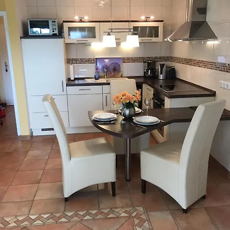 Lägenhet Utkiek 2 *